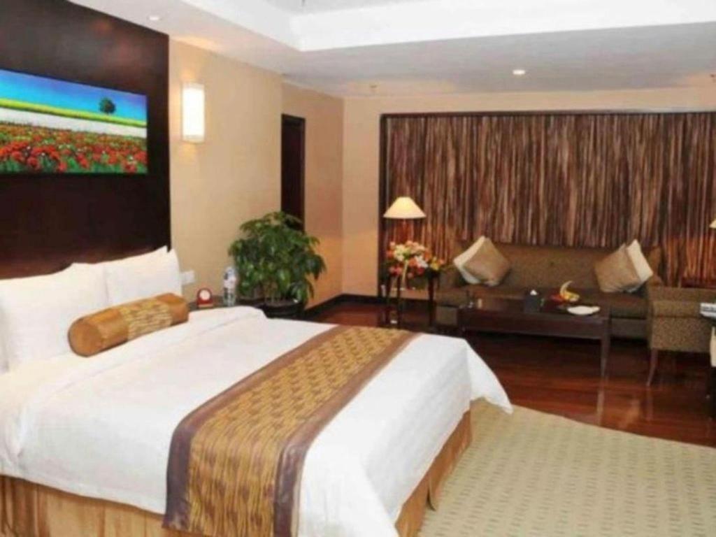 Qingdao Blue Horizon Hotel Laoshan Экстерьер фото